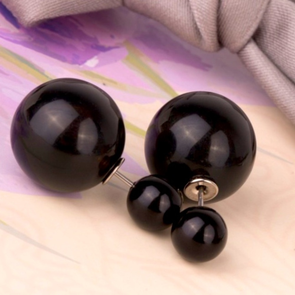 ⭐️new⭐️ black double sided ball stud earrings